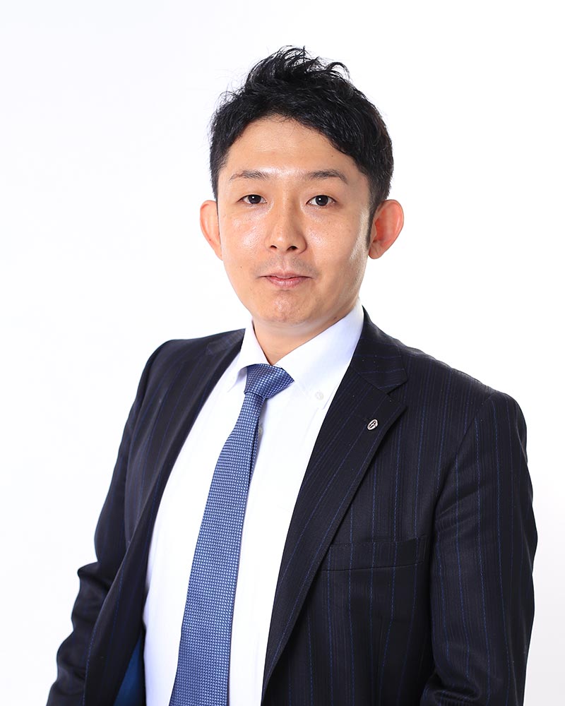 小関　雄作